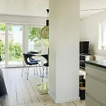 Сasa de vacaciones 2 Bedroom Cozy In Svaneke