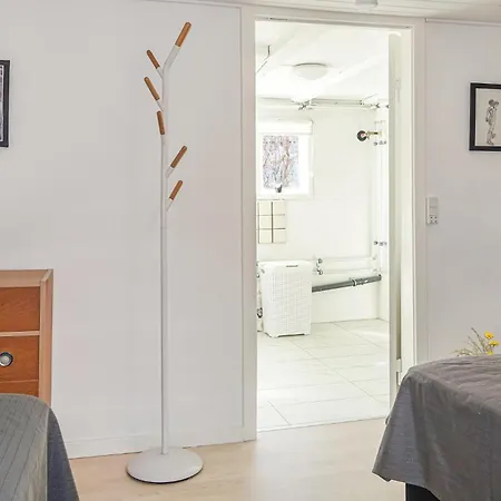 2 Bedroom Cozy In Сasa de vacaciones